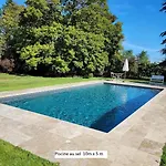 ヴィラ Nouveau! Propriete Historique Avec Piscine, Proche Chateaux De La Loire Et Futuroscope Les Ormes
