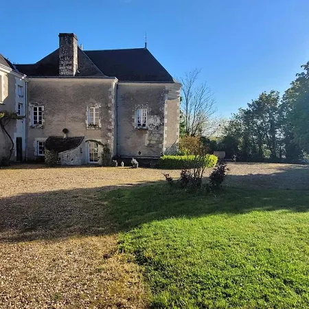 Nouveau! Propriete Historique Avec Piscine, Proche Chateaux De La Loire Et Futuroscope Villa