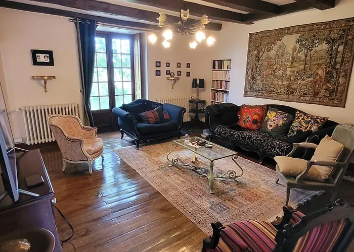 빌라 Nouveau! Propriete Historique Avec Piscine, Proche Chateaux De La Loire Et Futuroscope Les Ormes (Vienne)