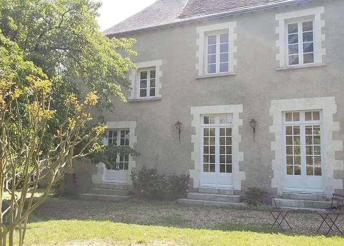 빌라 Nouveau! Propriete Historique Avec Piscine, Proche Chateaux De La Loire Et Futuroscope